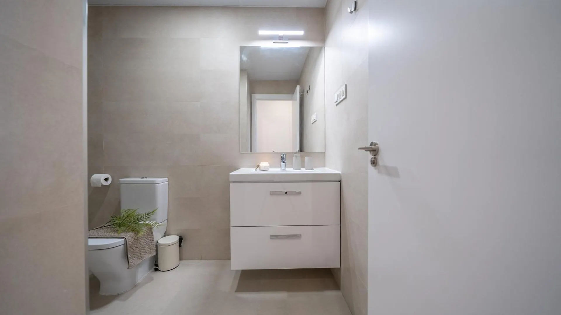 Apartament Xpce Urban 2 Malaga Skyline Parking Free